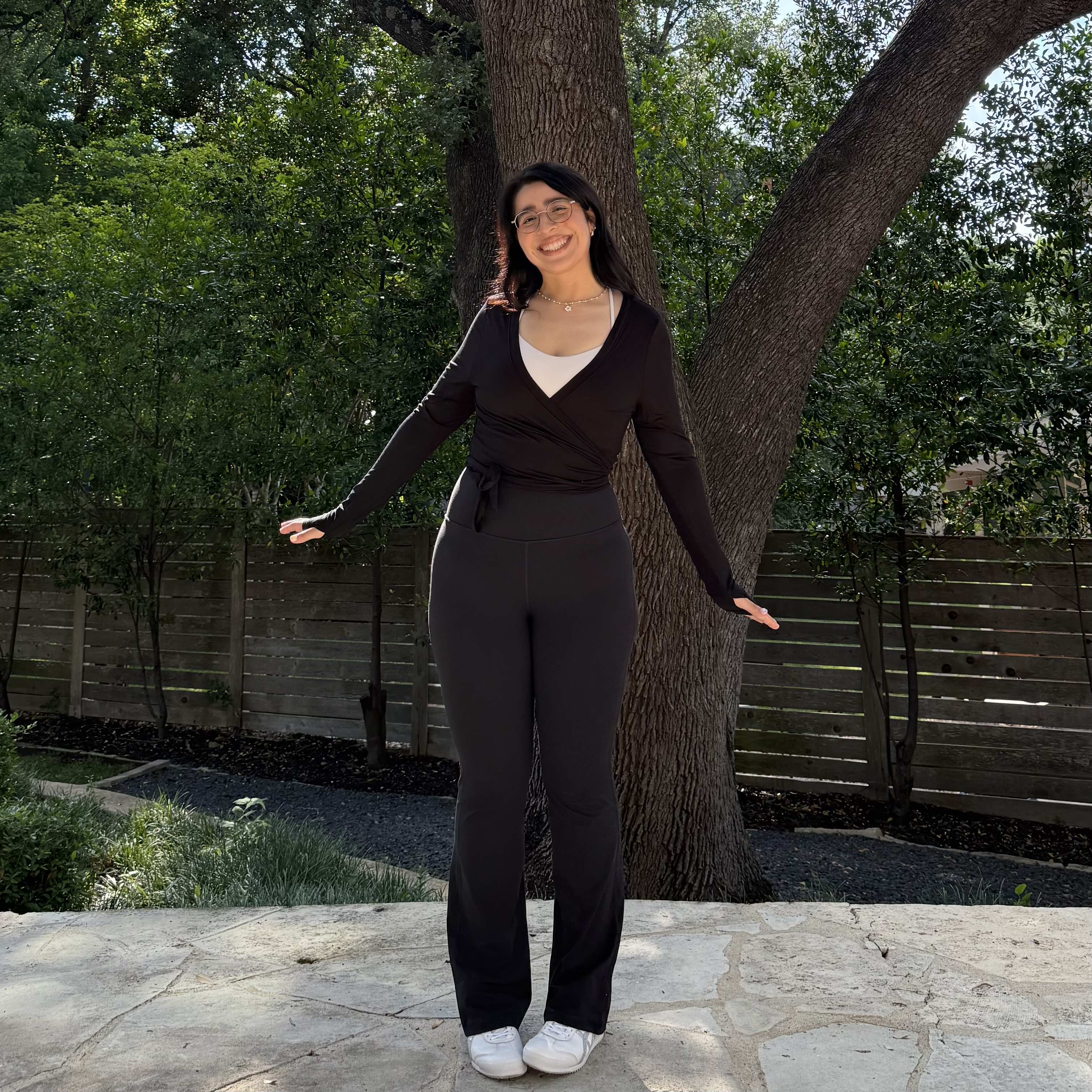 The Twirl Top - Black