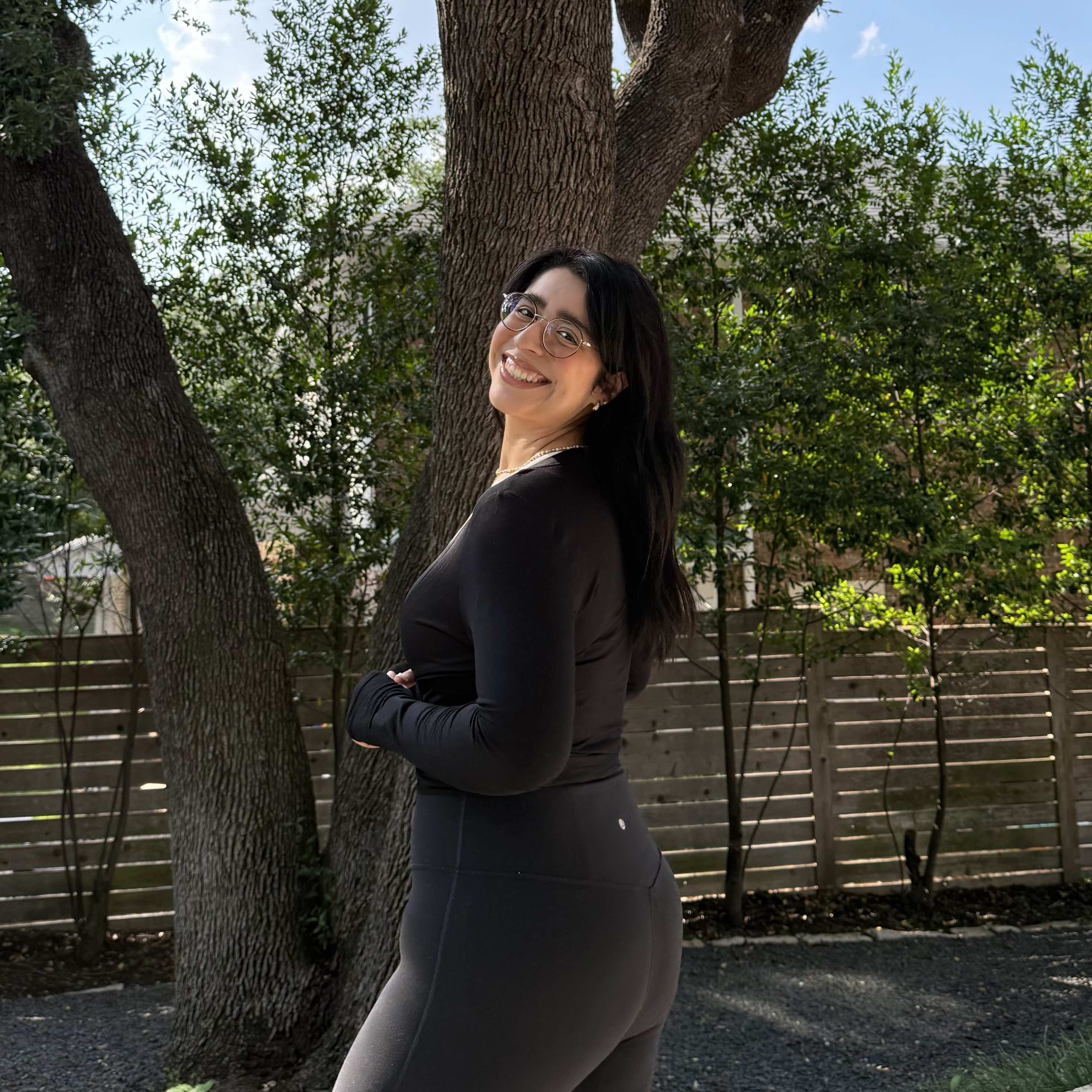 The Twirl Top - Black