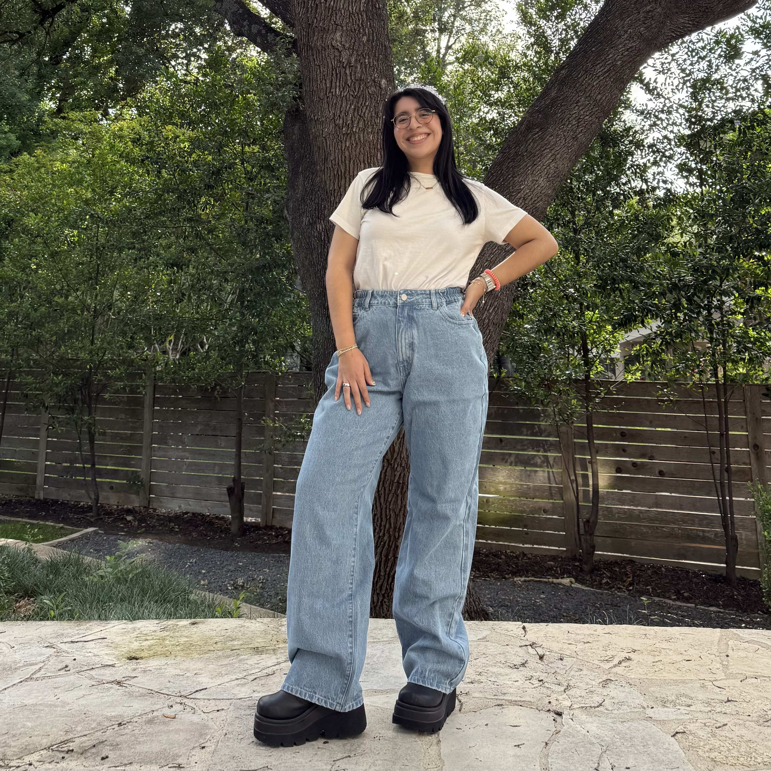 32" Inseam Jeans - Light Wash